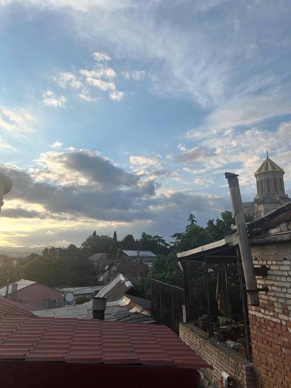 Tbilisi Center Hotel Екстериор снимка